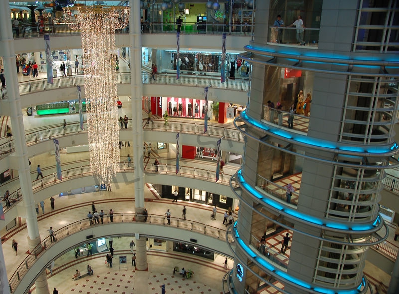 МЕГА-СТРОЙ - NEW SHOPPING AREAS: MOSCOW SETTING ITS OWN RECORDS