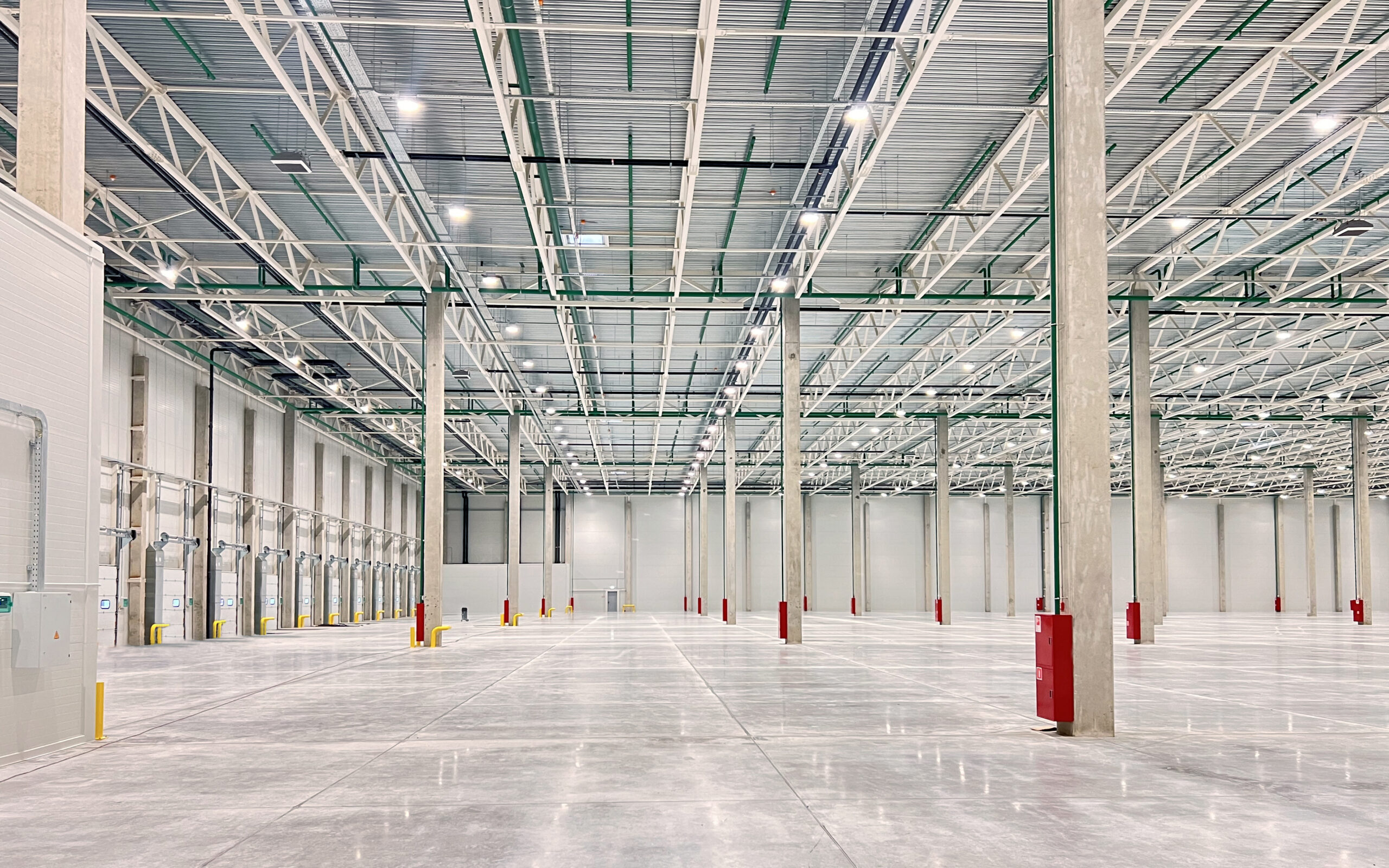 МЕГА-СТРОЙ - MEGASTROY HAS COMPLETED THE CONSTRUCTION OF A NEW COMPLEX IN THE SOUTH GATE INDUSTRIAL PARK